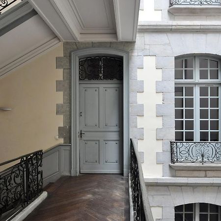 Amiraute Royale Apartment Bayonne Room photo