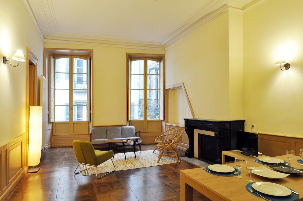 Amiraute Royale Apartment Bayonne Room photo